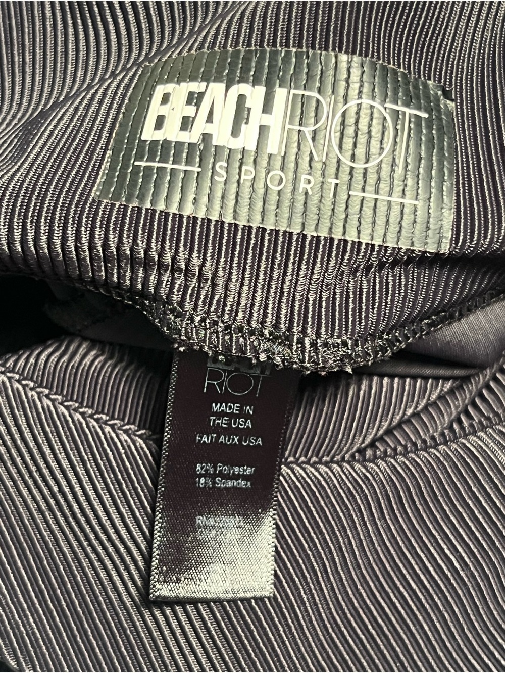 BEACH RIOT ONESIE 🎀🎀 - Picture 4 of 4